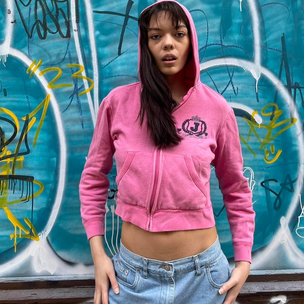 Vintage Y2K Juicy Couture Pink Sweatshirt. Size L / Fits like a Small. - Picture 5 of 8